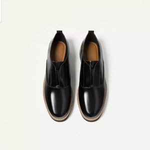 NWT Zara womens Black blucher-style shoes.